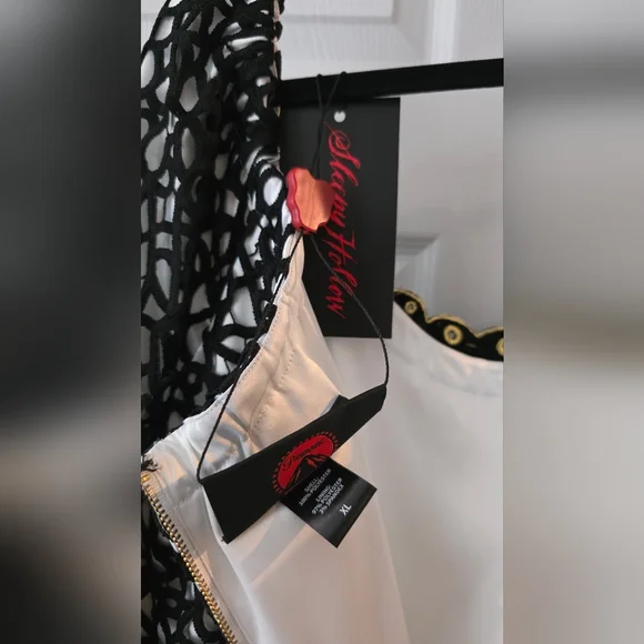 NWT XL Vixen Lady Van Tassel Dress - Picture 4 of 4